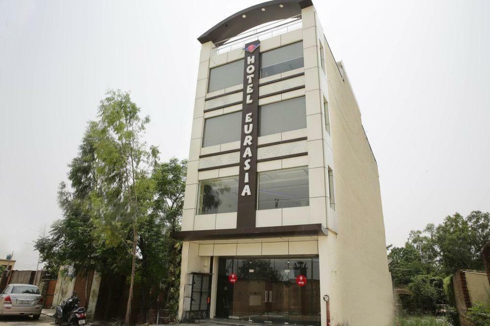 Hotel Eurasia Zirakpur Zewnętrze zdjęcie